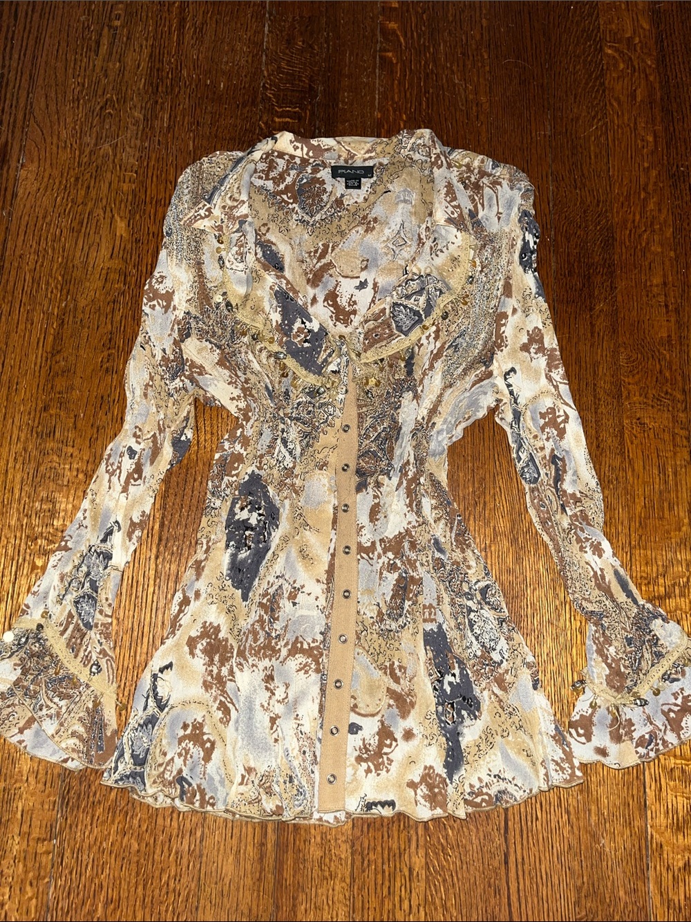 PIANO | Neutral Paisley Button-Front Blouse